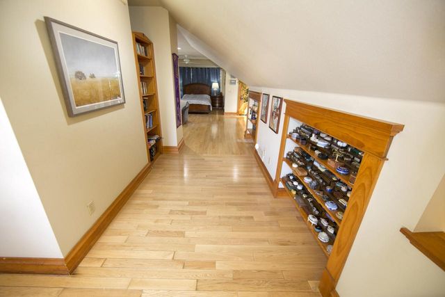 3929 N Maryland AVENUE, Shorewood, WI 53211