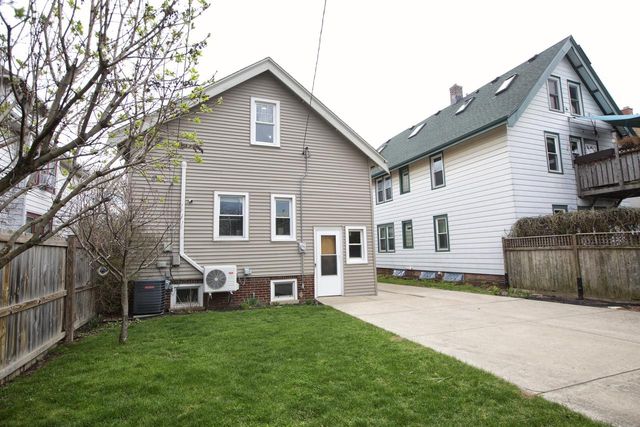 3929 N Maryland AVENUE, Shorewood, WI 53211