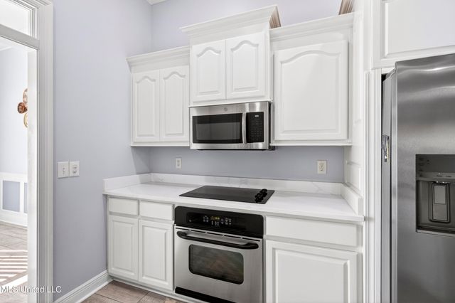 2500 Old Bay Road, Biloxi, MS 39531