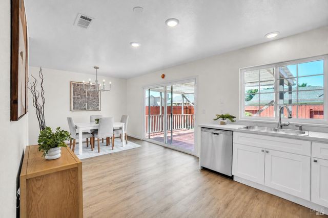 1012 Whooper Way, Suisun City, CA 94585