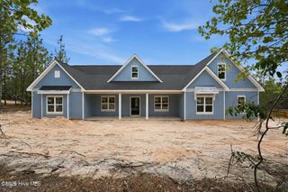 2013 Pewter Lane, West End, NC 27376
