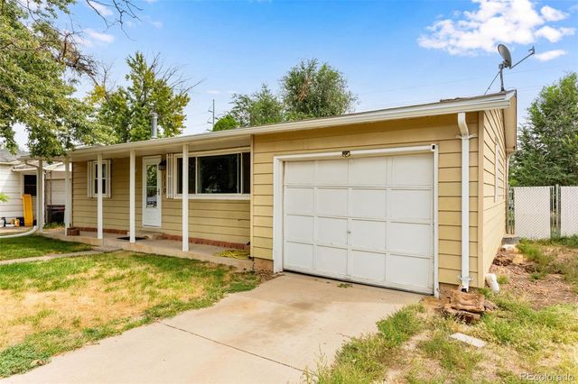 110 25th Avenue, Greeley, CO 80631