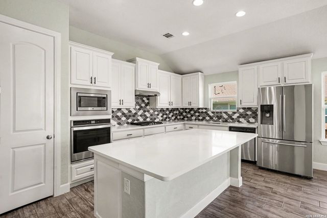 6506 Crockett Cv, Schertz, TX 78108