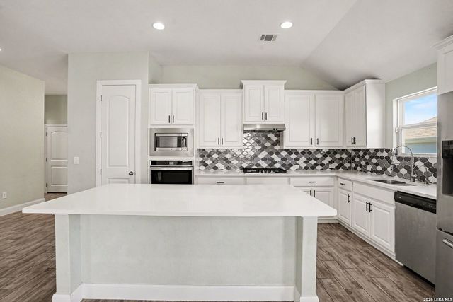6506 Crockett Cv, Schertz, TX 78108