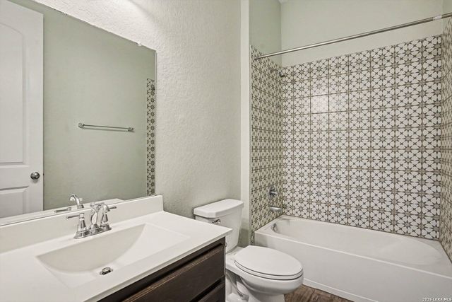 6506 Crockett Cv, Schertz, TX 78108