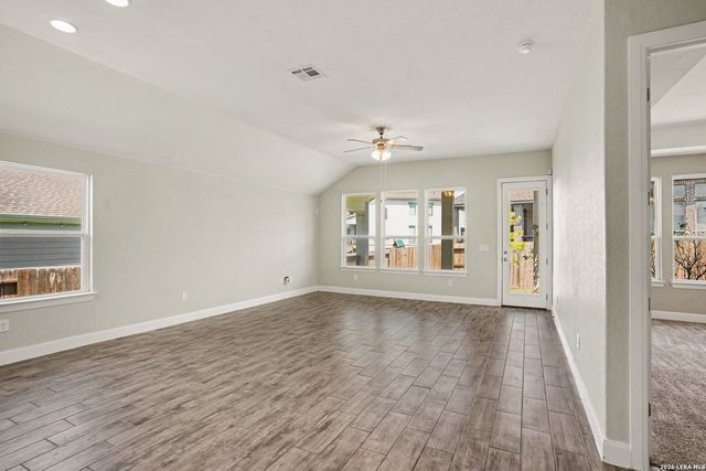 6506 Crockett Cv, Schertz, TX 78108