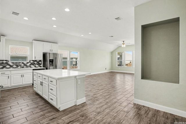 6506 Crockett Cv, Schertz, TX 78108