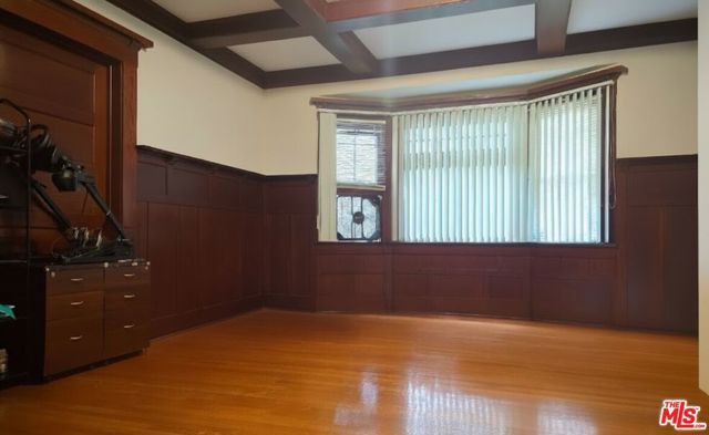 2266 Cambridge Street, Los Angeles, CA 90006