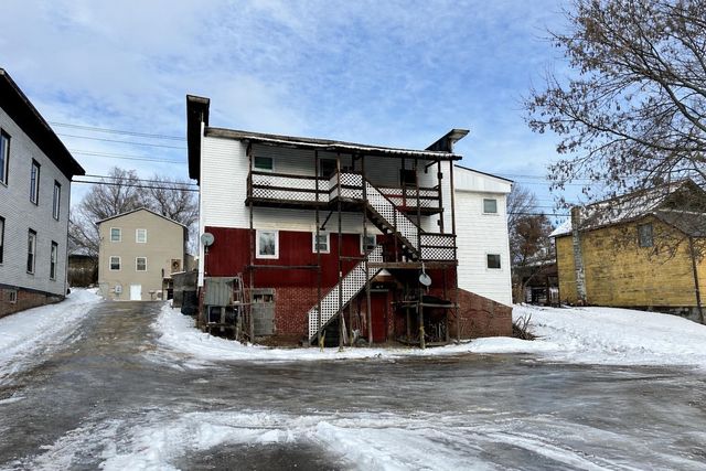 9 River Street, Fair Haven, VT 05743