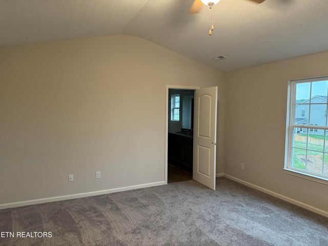 3636 Crimson Circle, Maryville, TN 37801