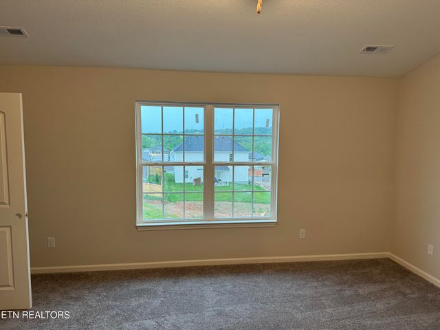 3636 Crimson Circle, Maryville, TN 37801