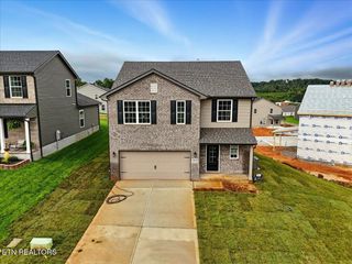 3636 Crimson Circle, Maryville, TN 37801
