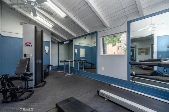 1040 W Macarthur Boulevard 41, Santa Ana, CA 92707