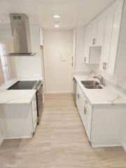 1040 W Macarthur Boulevard 41, Santa Ana, CA 92707