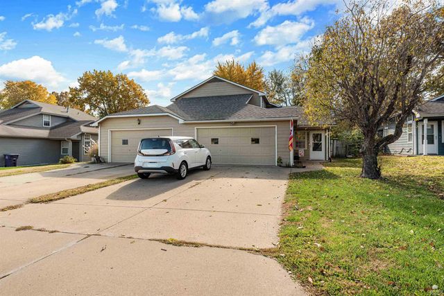 821 Mission Avenue, Manhattan, KS 66502