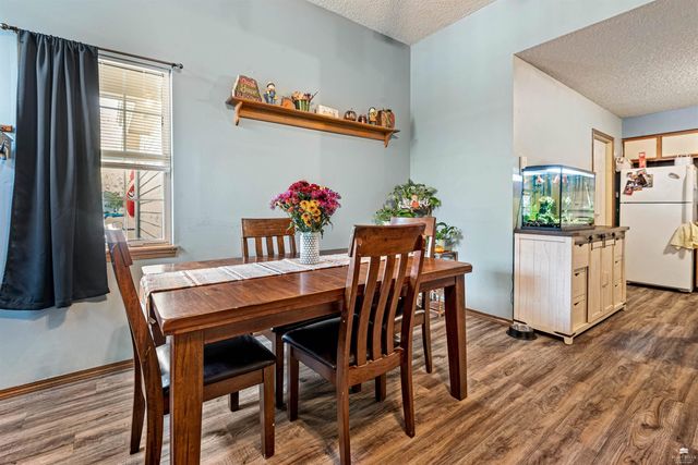 821 Mission Avenue, Manhattan, KS 66502