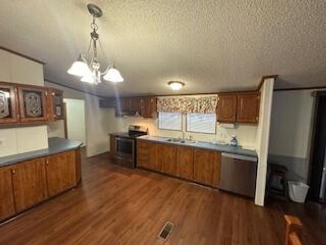 63 Cherokee Circle, Defuniak Springs, FL 32433