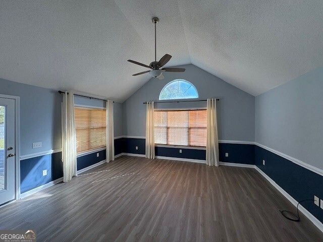 39 English Court, Byron, GA 31008