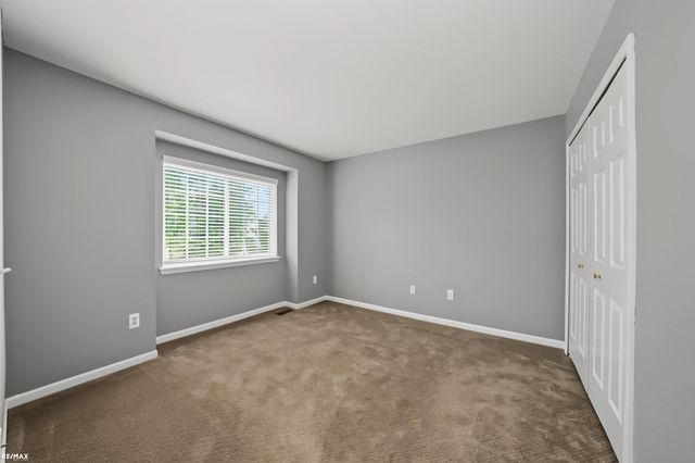 5537 Acorn Lane 101, Sterling Heights, MI 48314