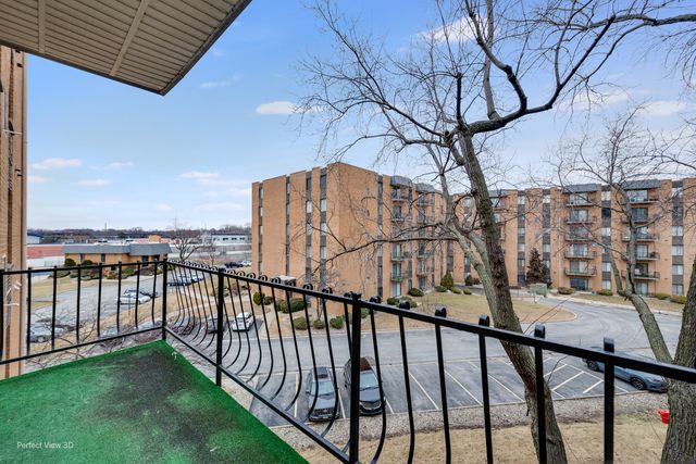 700 N Bruce Lane 408, Glenwood, IL 60425