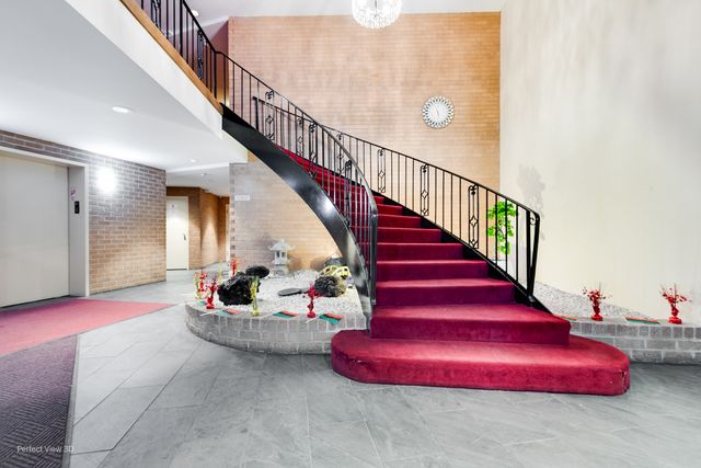 700 N Bruce Lane 408, Glenwood, IL 60425