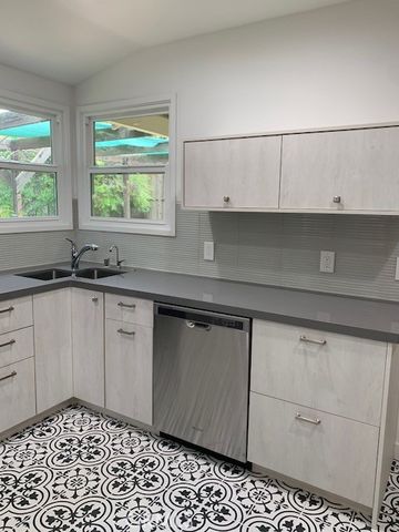 4732 Katherine Avenue, Sherman Oaks, CA 91423