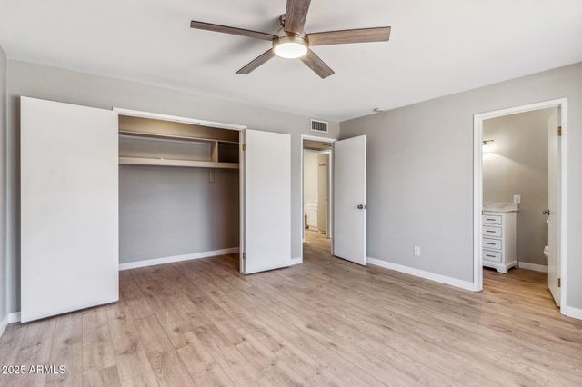 11643 S IROQUOIS Drive, Phoenix, AZ 85044