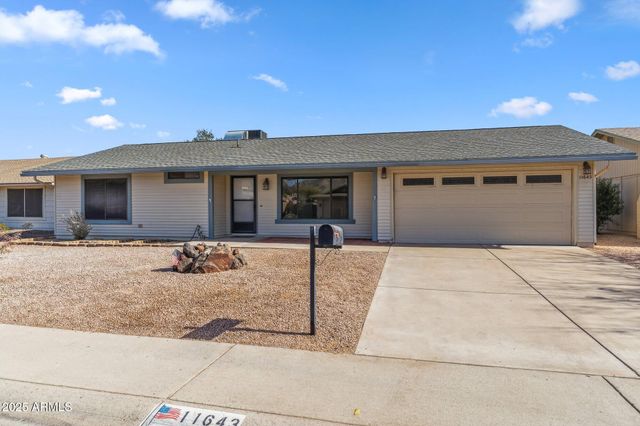 11643 S IROQUOIS Drive, Phoenix, AZ 85044