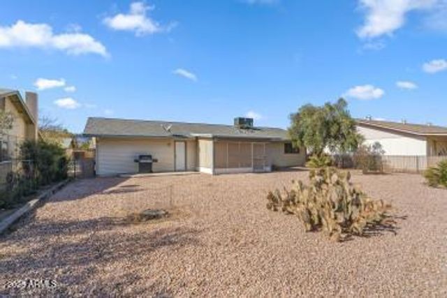 11643 S IROQUOIS Drive, Phoenix, AZ 85044