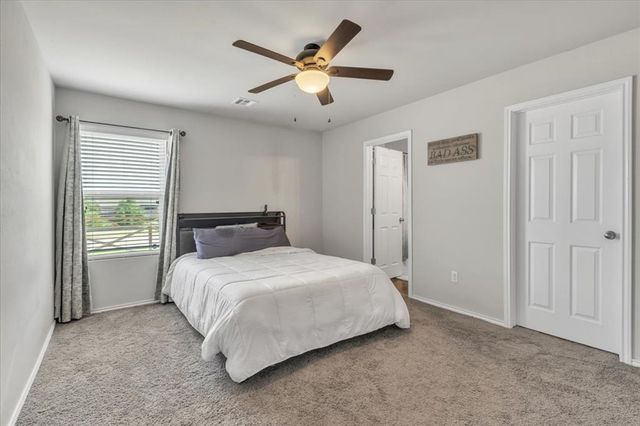 9824 High Noon Road, Yukon, OK 73099