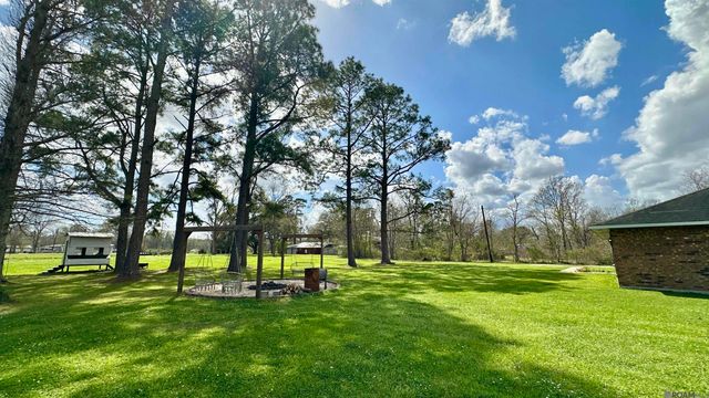 10333 John Savoy Rd, St Amant, LA 70774