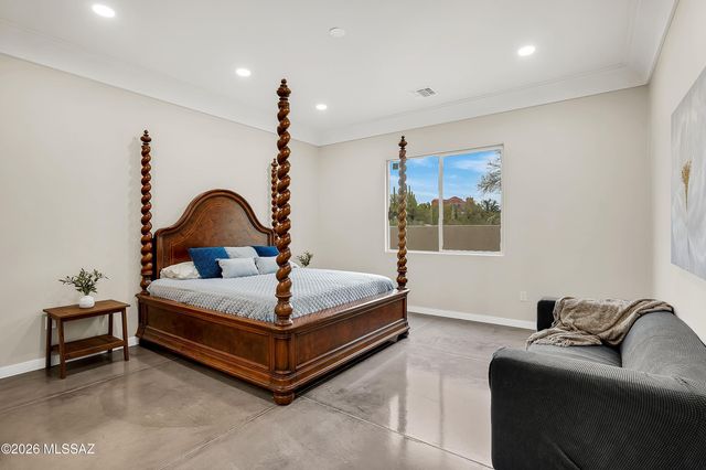 5995 N Pete Dawson Road, Tucson, AZ 85704