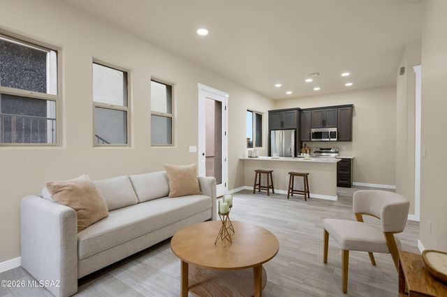 5995 N Pete Dawson Road, Tucson, AZ 85704