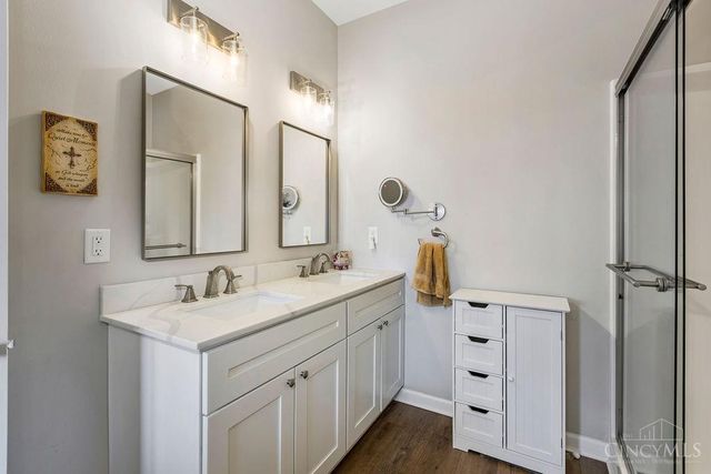 5012 Garden Grove Lane, Delhi Twp, OH 45238