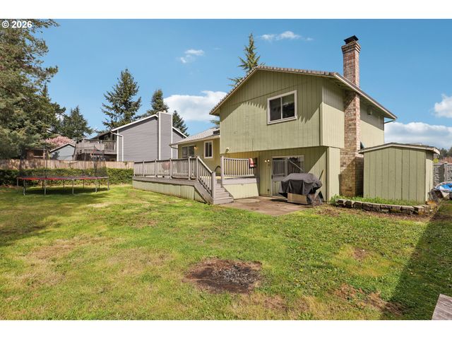 691 Sw LINNEMAN Ct, Gresham, OR 97030