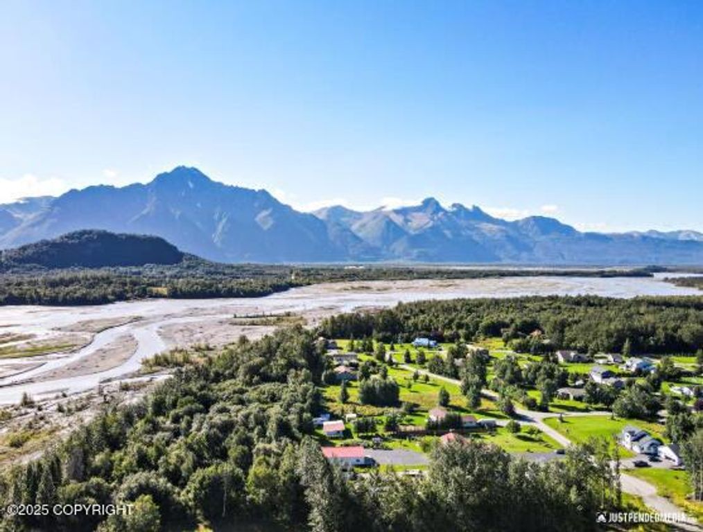 1436 N River Rock Circle, Palmer, AK 99645