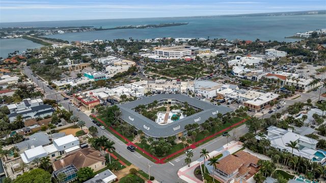 500 S WASHINGTON DRIVE 19B, Sarasota, FL 34236