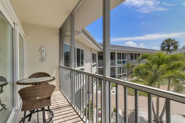 500 S WASHINGTON DRIVE 19B, Sarasota, FL 34236