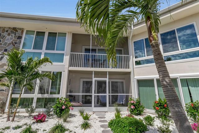 500 S WASHINGTON DRIVE 19B, Sarasota, FL 34236