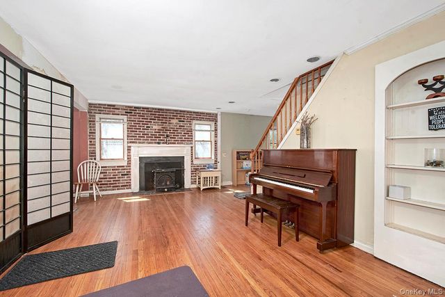 5 Stafford Place, White Plains, NY 10604