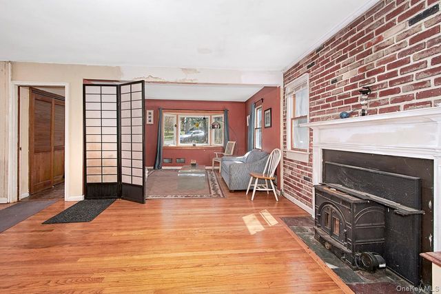 5 Stafford Place, White Plains, NY 10604