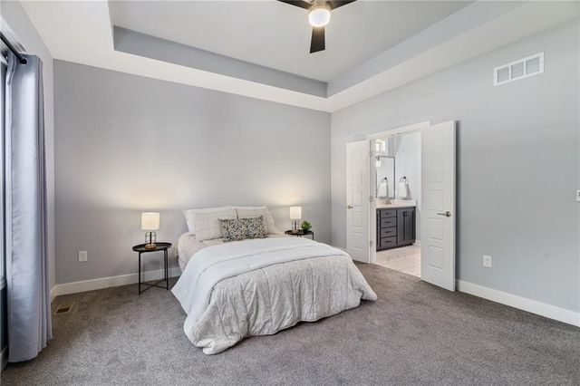 8435 Ottawa Street, De Soto, KS 66018