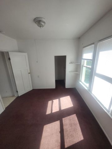310 N Mountain Street, Bay City, MI 48706