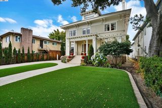 2056 Santa Clara Ave, Alameda, CA 94501