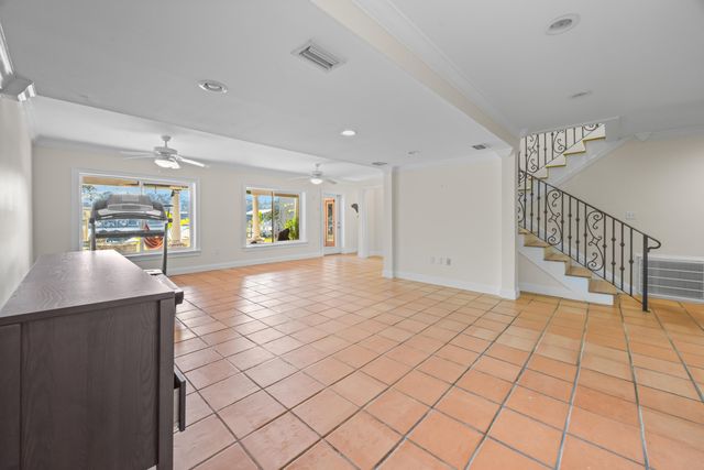 640 W Sunset Boulevard, Fort Walton Beach, FL 32547