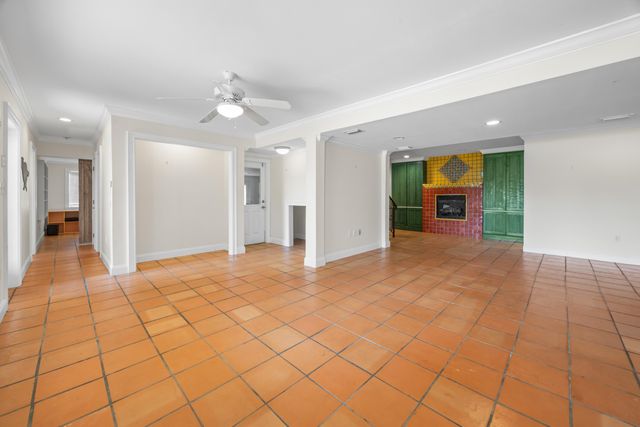 640 W Sunset Boulevard, Fort Walton Beach, FL 32547