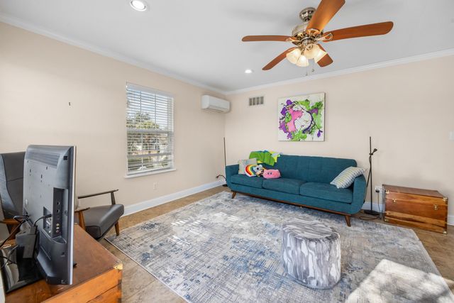 640 W Sunset Boulevard, Fort Walton Beach, FL 32547