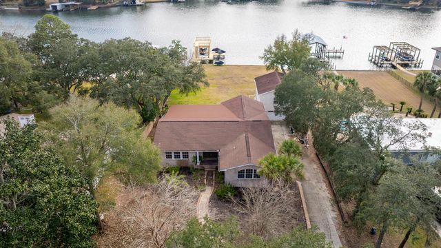 640 W Sunset Boulevard, Fort Walton Beach, FL 32547