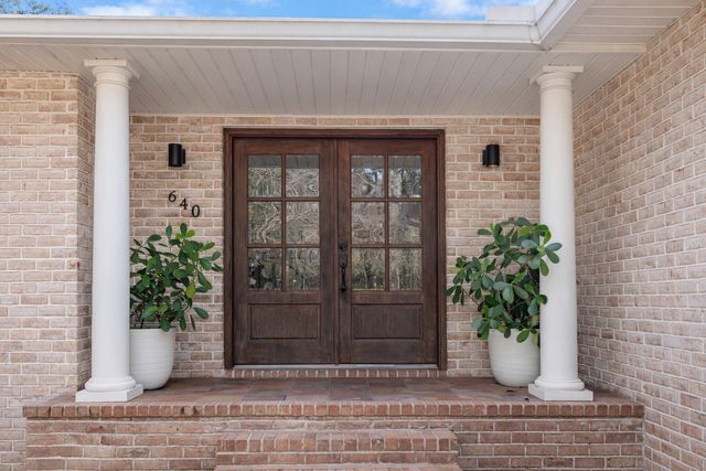 640 W Sunset Boulevard, Fort Walton Beach, FL 32547