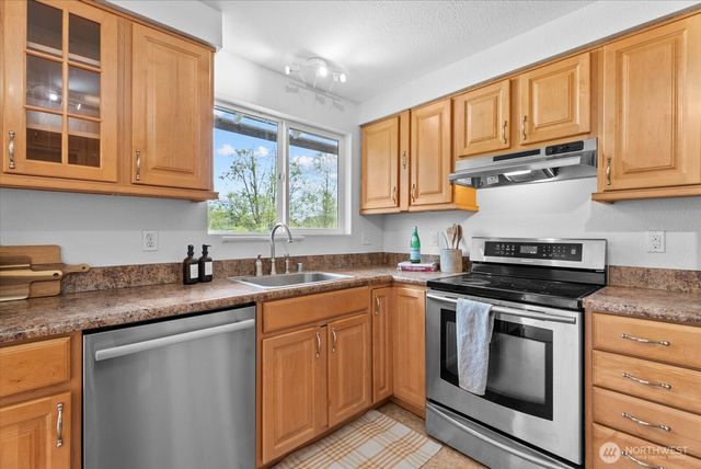 11820 SE 316th Place, Auburn, WA 98092